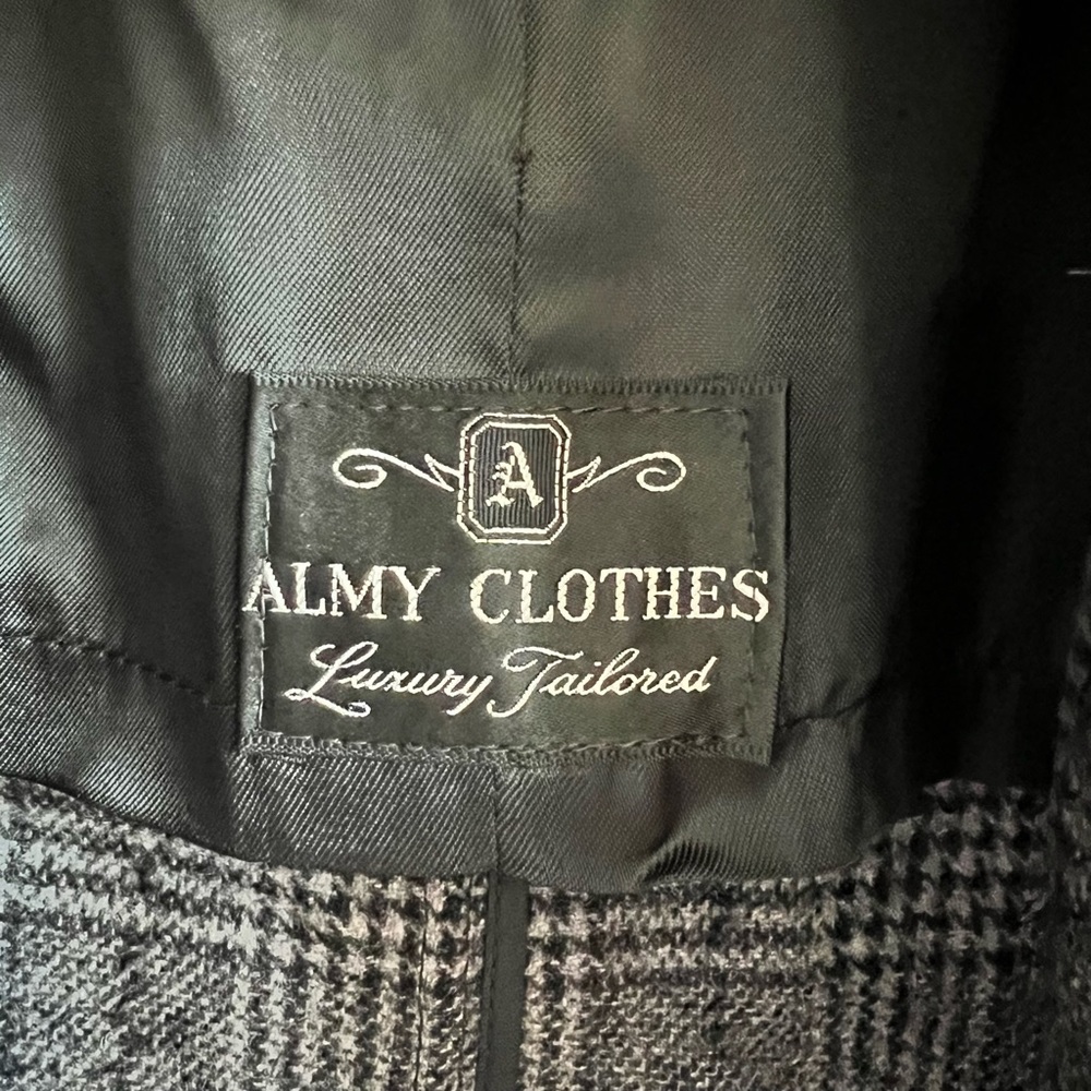 Vintage 1960’s Wool Coat - Picture 7 of 11